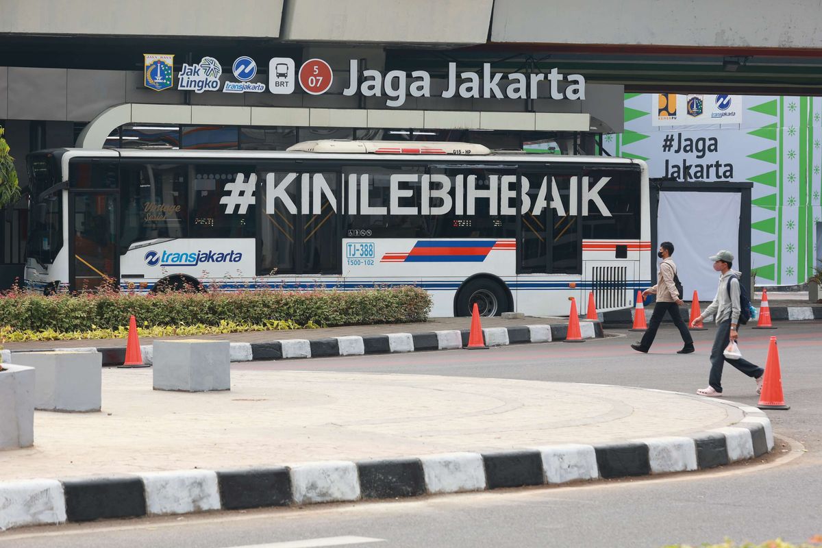 Bus Transjakarta, Hari Perhubungan Nasional, Transjakarta, tarif bus transjakarta, Hari Keselamatan Lalu Lintas dan Angkutan Jalan Nasional, Berlaku Rabu dan Jumat, Tarif Bus Transjakarta Cuma Rp 1