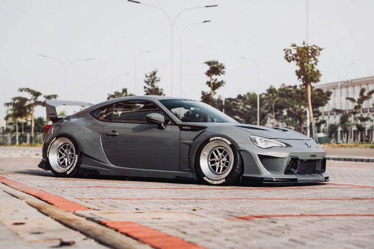 Tren Modifikasi Mobil 2026: EV Makin Populer, Gaya Ekstrem Masih Diminati