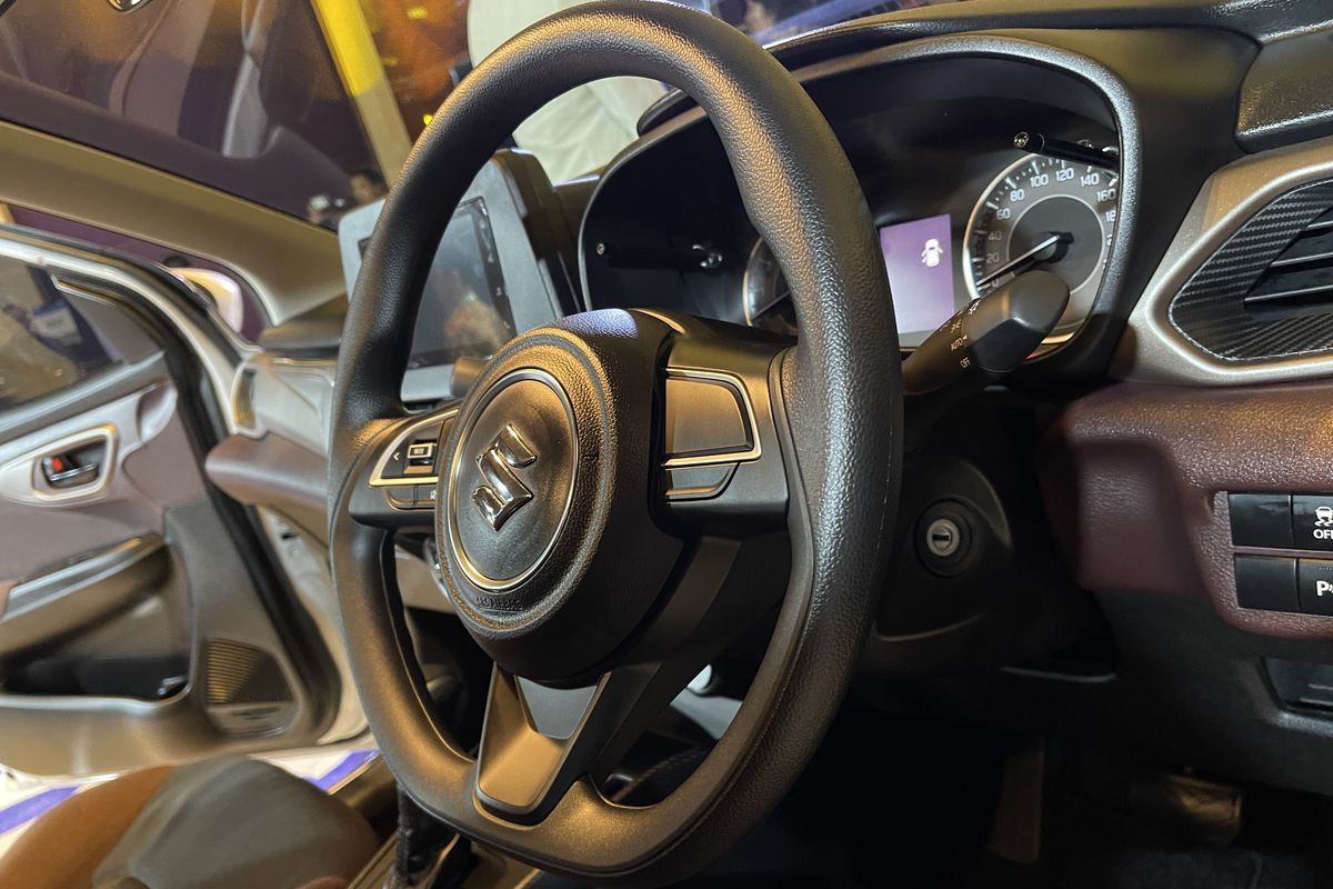 Perawatan Mobil, cara mengemudi, bushing power steering, kerusakan sistem steering, Hubungan Kerusakan Bushing Power Steering dan Cara Mengemudi