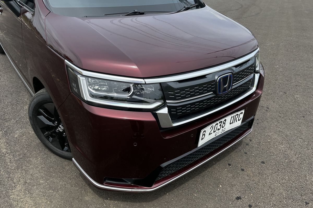 Tes Honda Step WGN Hybrid, Bagaimana Sensasi dan Efisiensinya? (Video)