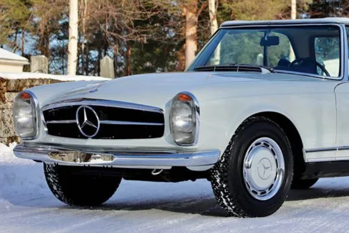 otomotif, Ridwan Kamil, BJ Habibie, mobil klasik, Mercedes-benz, Intip Mercedes-Benz 280 SL BJ Habibie yang Dibeli Ridwan Kamil