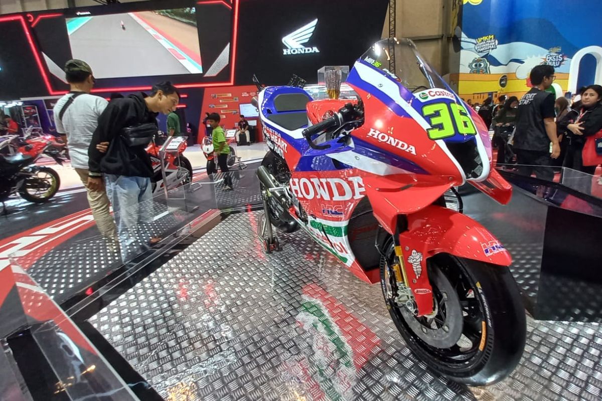 Honda, IMOS, Joan Mir, Indonesia Motorcycle Show, RC213V, motor motogp, Honda HRC Castrol, IMOS 2025, Motor Balap MotoGP Honda RC213V Joan Mir Tampil di IMOS 2025