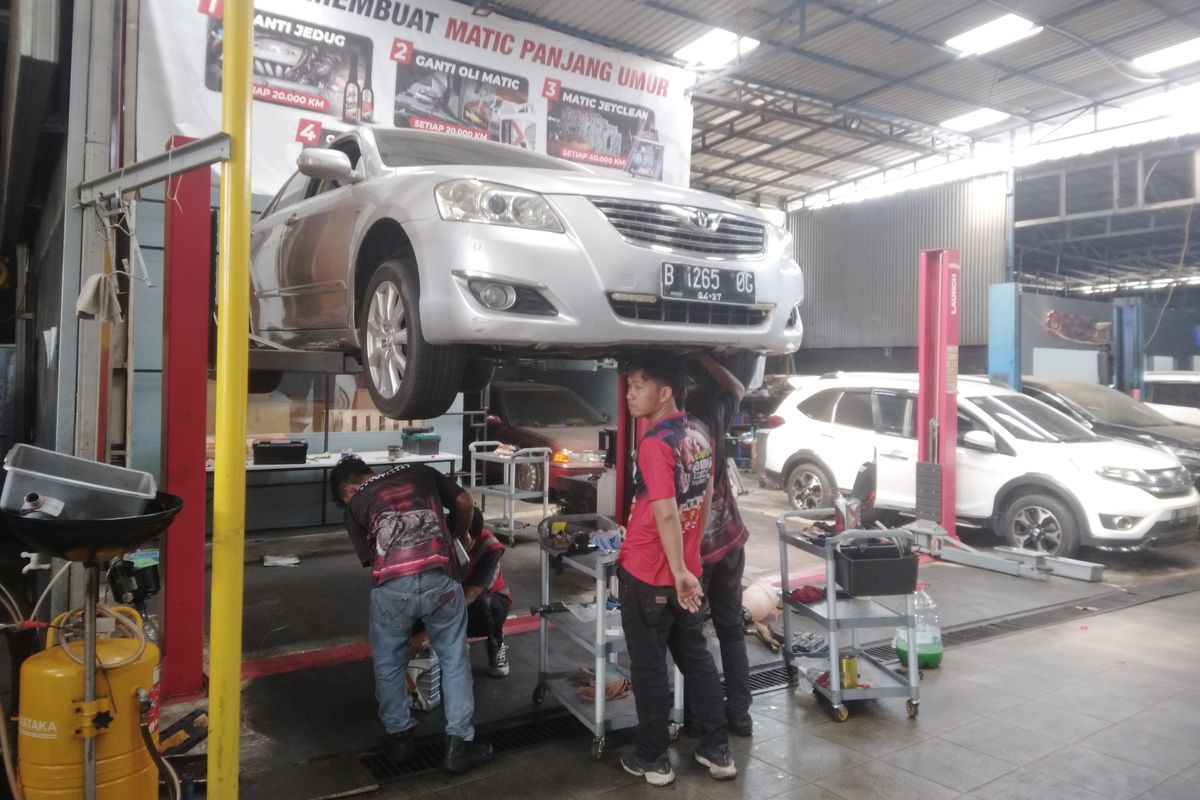 mobil matik, transmisi matik, matik, Mobil Matik Digeber tapi Lelet? Ini Penyebab Umumnya
