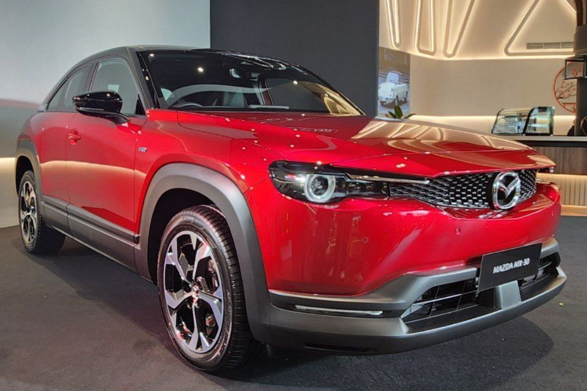 Mazda MX-30, produksi dihentikan, penjualan minim, suku cadang tersedia, Nasib Mazda MX-30 di Indonesia Setelah Dihentikan