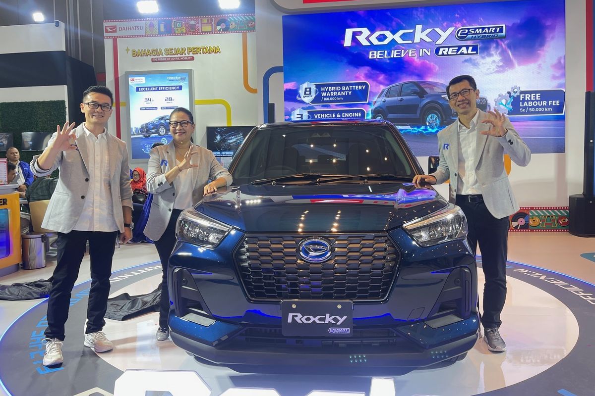 pameran, bandung, Daihatsu, terios, Rocky Hybrid, Daihatsu Rocky Hybrid Sapa Warga Bandung