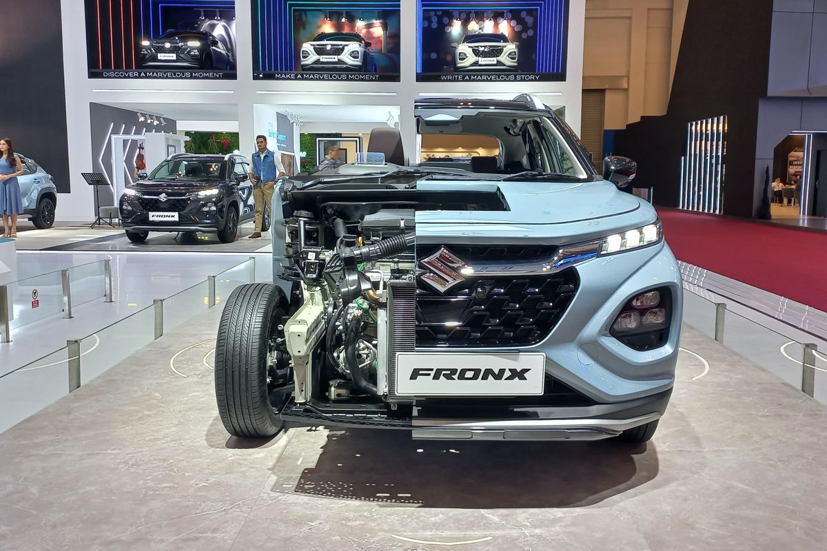 SUV hybrid, Daihatsu Rocky, suzuki fronx, GIIAS 2025, SUV Hybrid, Harga Rocky Hybrid Mepet Fronx, Suzuki Kasih Tanggapan