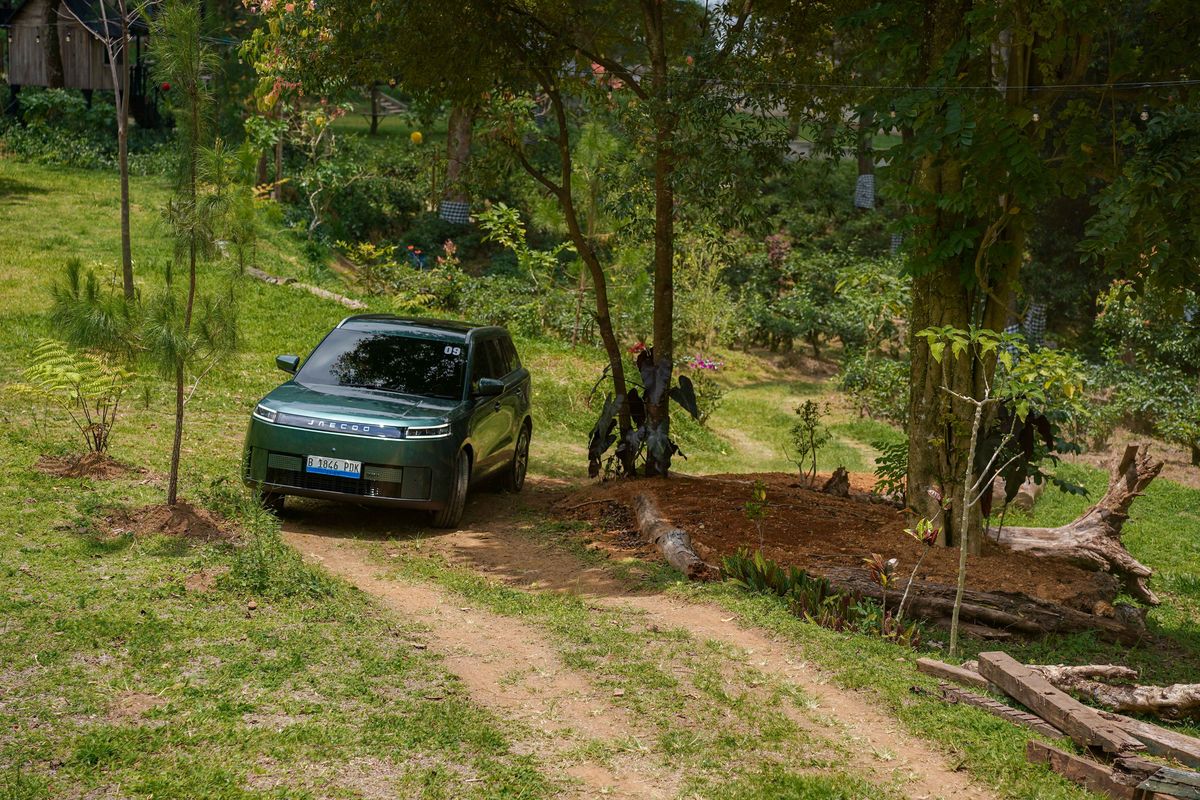 Impresi Perdana Jajal Jaecoo J5 EV Rute Bekasi-Bogor