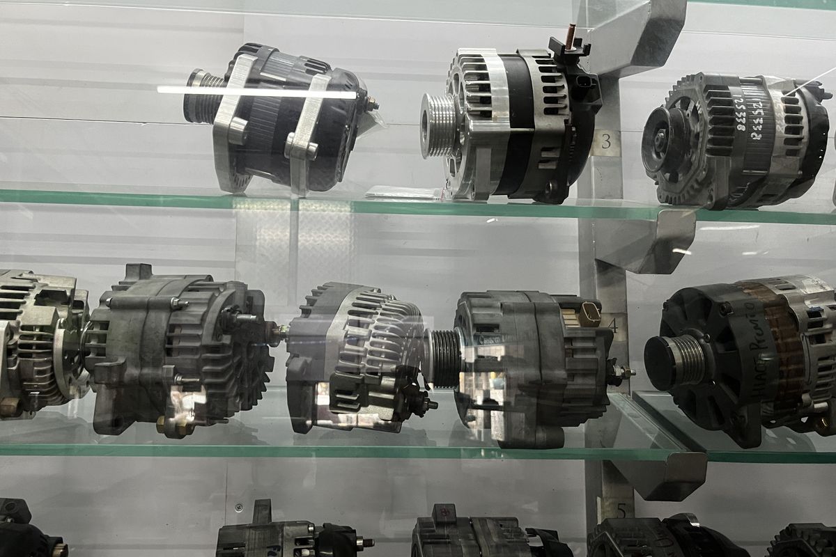 mobil, alternator, Alternator mobil, Galeri Alternator, Alternator Mobil di Toko Online, Waspada Barang Afkiran