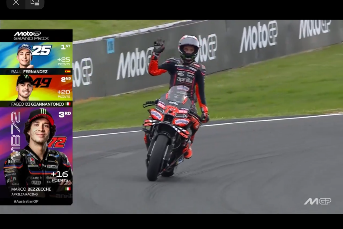 MotoGP Australia, Marco Bezzecchi, Aprilia Racing, Hasil MotoGP Australia, Bezzecchi, Dihukum Double Long Lap Penalty, Bezzecchi Masih Bisa Naik Podium