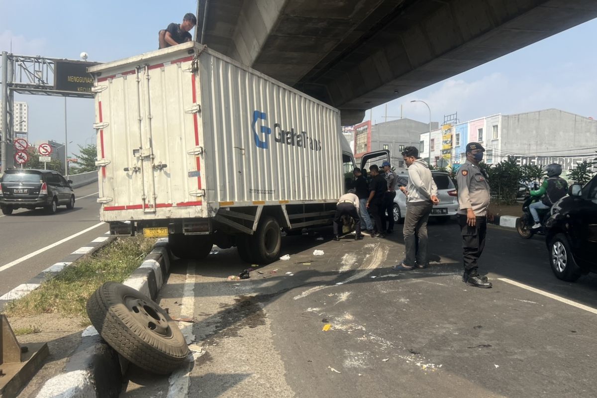 Sopir truk dan bus, Kamselindo, kecelakaan kendaraan niaga, keselamatan berkendara, sopir truk dan bus, Sering Kecelakaan, Sopir Truk dan Bus di Indonesia Abai Keselamatan