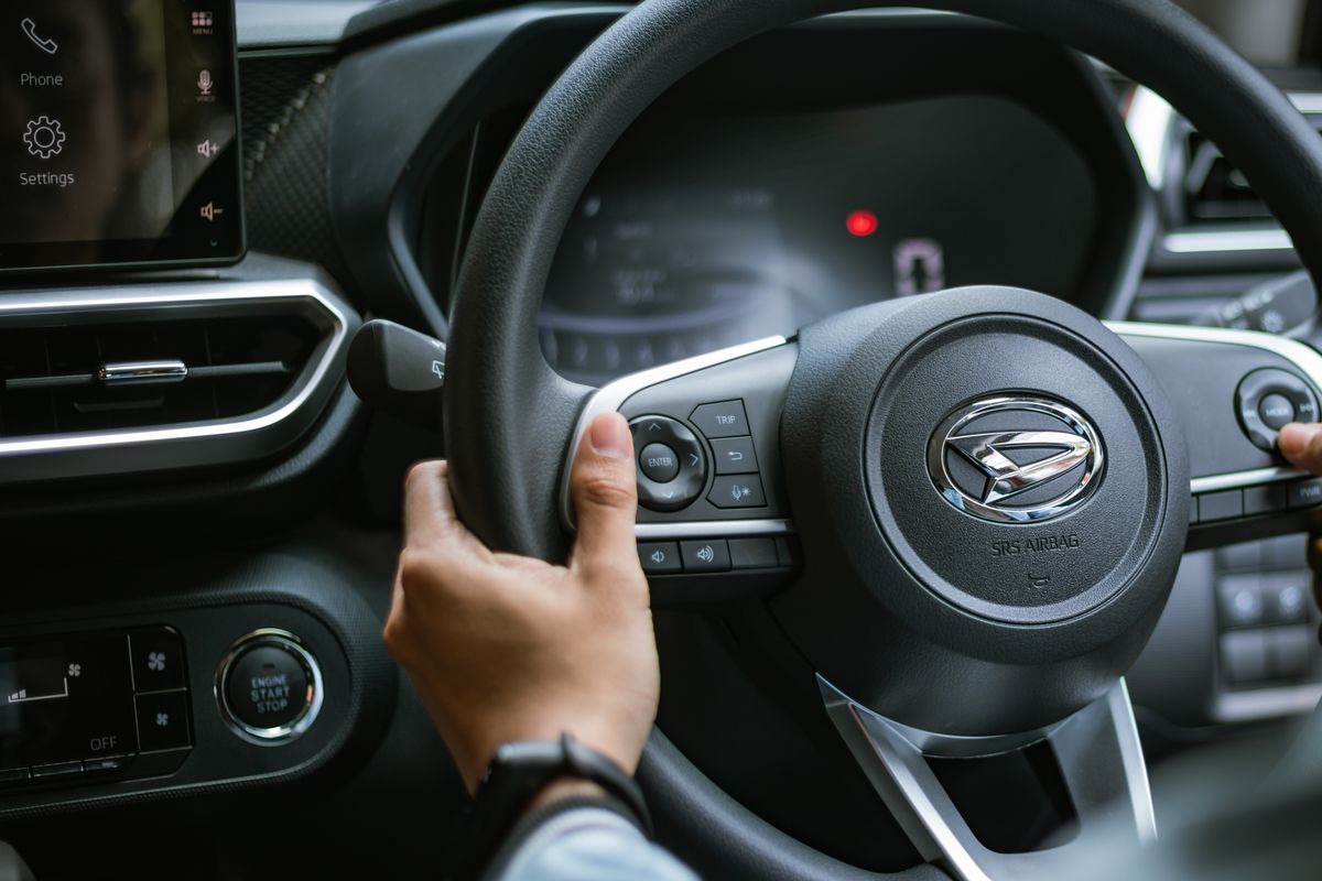 tips berkendara mobil matik, Konsumsi BBM mobil matik, mode Cruising, Cara Efektif Menghemat BBM Saat Mengendarai Mobil Matik