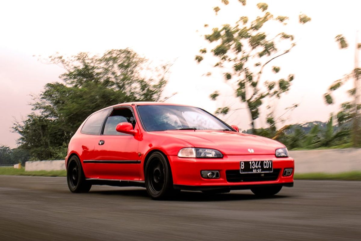 Honda, Civic Estilo, mobil bekas, Honda Civic Estilo, civic estilo, honda civic estilo, mobil hatchback, Harga Bekas Honda Estilo Gelap, Bisa Tembus Rp 750 Juta