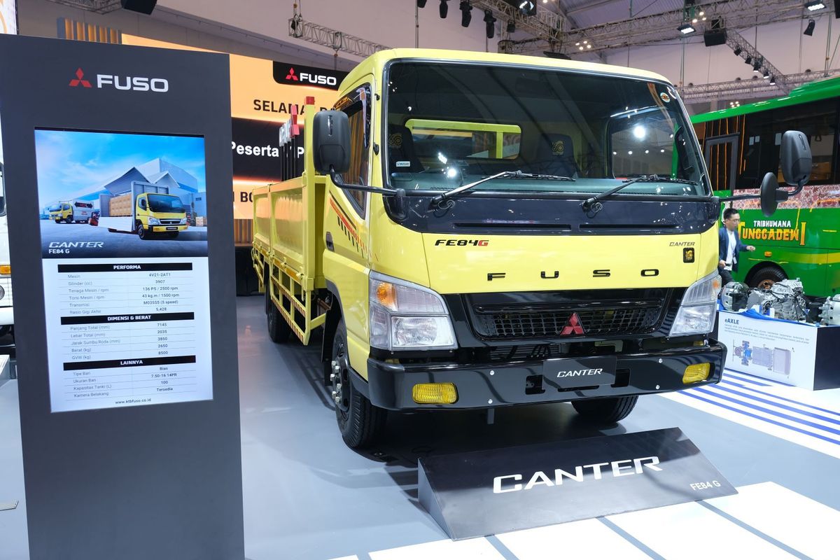 Alasan Truk Mitsubishi Fuso Canter Disebut Kepala Kuning