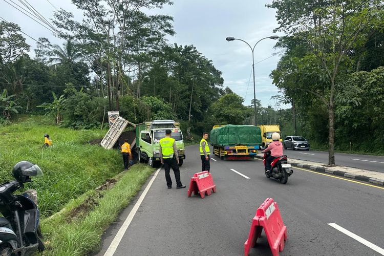 Catat Tanggal dan Lokasi Pembatasan Operasional Truk di Jateng
