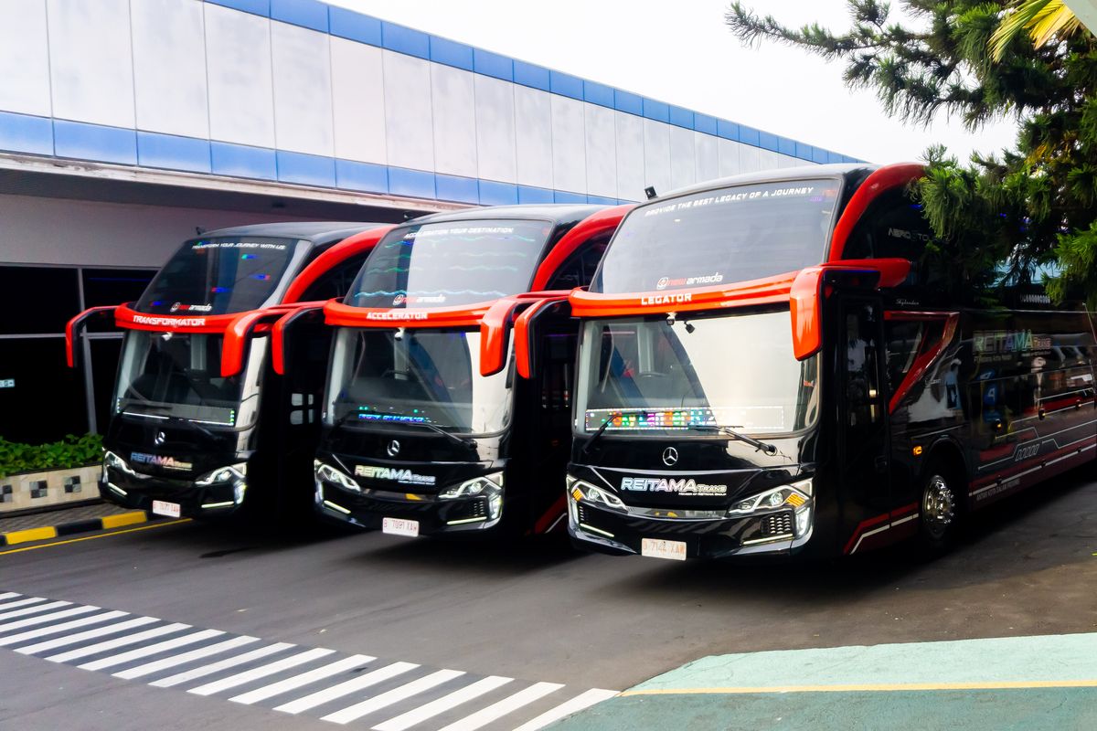 New Armada, Skylander R22, PO Reitama Trans, bus baru, new armada, Karoseri New Armada, Tiga Bus Baru PO Reitama Trans, Punya Bangku Presiden dan Gubernur