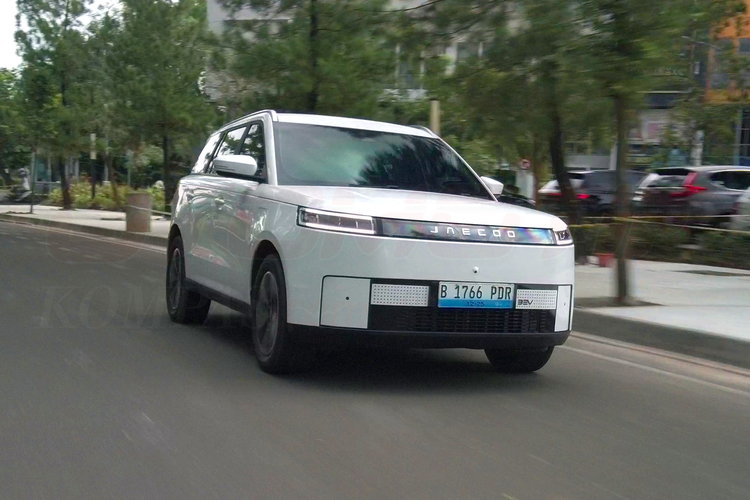 Perang Saudara: Adu Irit Jaecoo J5 EV Vs Chery Tiggo Cross CSH