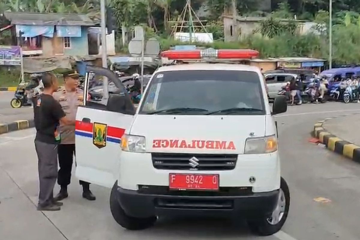 Ambulans, hak istimewa, ambulans, UU LLAJ, korlantas polri, Prioritas Ambulans: Apakah Boleh Menyalakan Sirene Kosong?