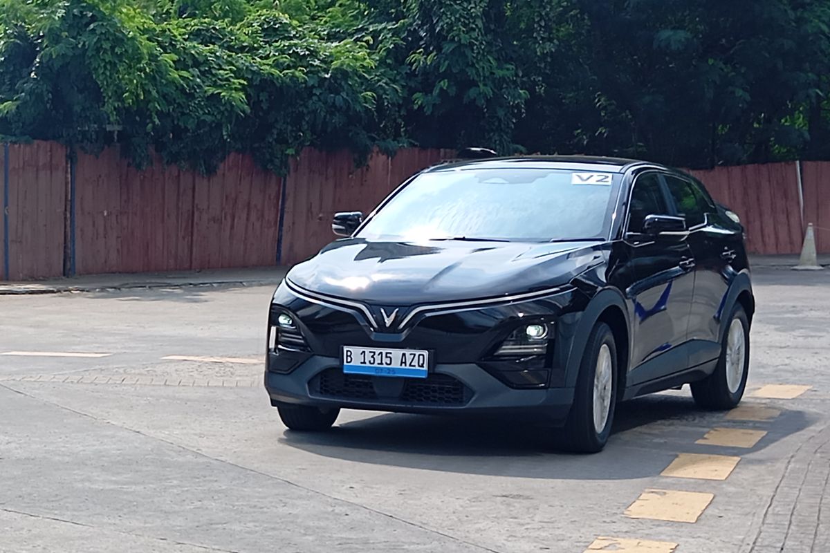 VinFast, tes mobil, Test drive, VinFast Indonesia, VinFast VF6, Merasakan Singkat VinFast VF6, Mobil Listrik Ringkas yang Fungsional