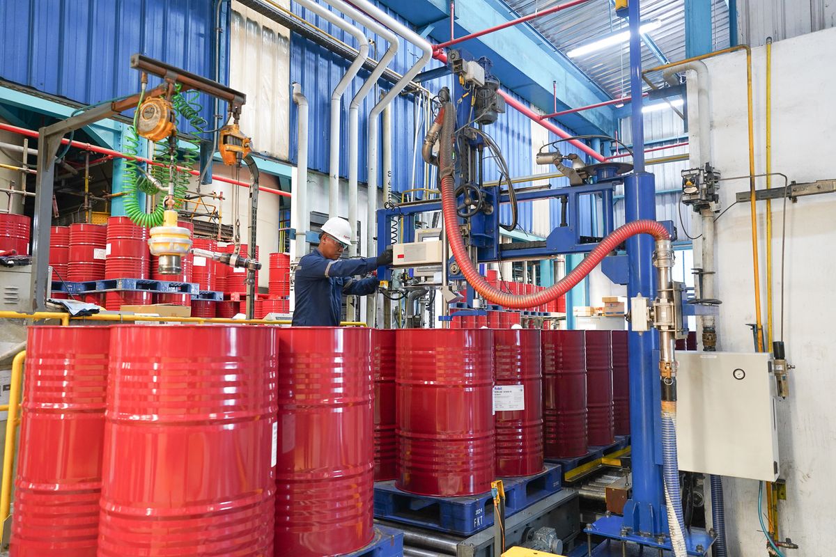 ExxonMobil, Federal Karyatama, Mobil 1, Federal Oil, AHM Oil, ExxonMobil Lubricants Indonesia, pabrik pelumas, Pabrik ExxonMobil Cilegon Bisa Produksi 100 Juta Liter Oli per Tahun