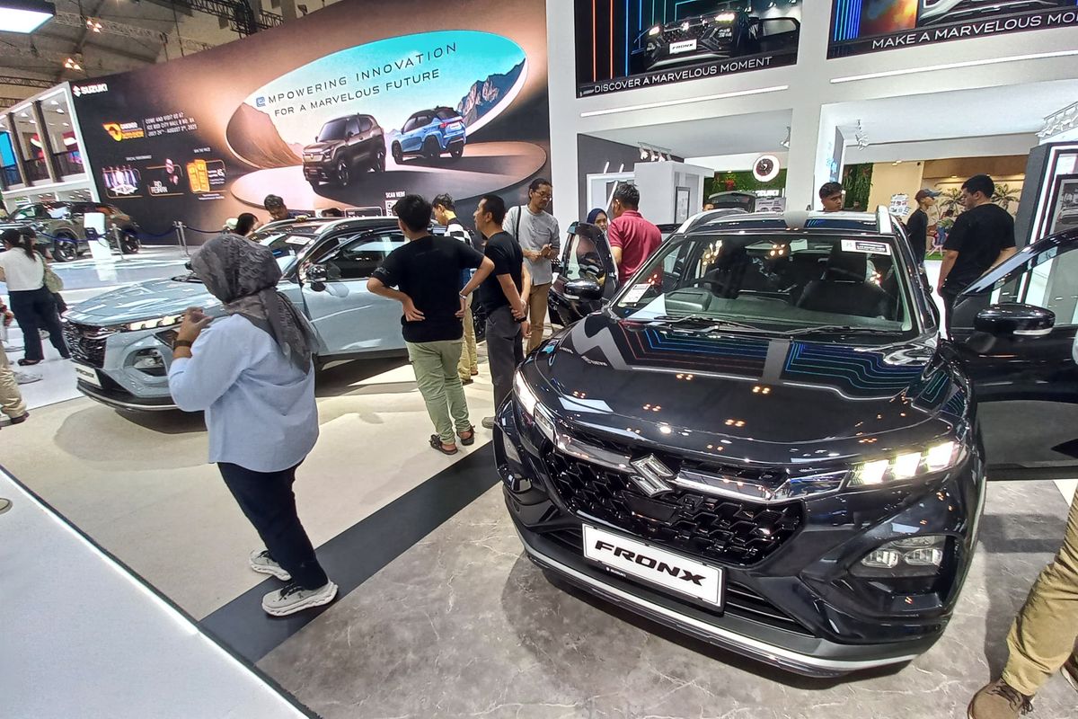 Suzuki, Fronx, Suzuki Indomobil Sales, GIIAS, skema cicilan, Simulasi kredit, Gaikindo Indonesia International Auto Show, GIIAS 2025, Skema Cicilan Suzuki Fronx Semua Varian, Berapa Paling Murah?