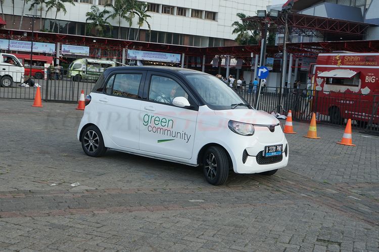 Viral Kasus Dugaan Penipuan Beli Mobil Listrik Henan Henrey di Mal