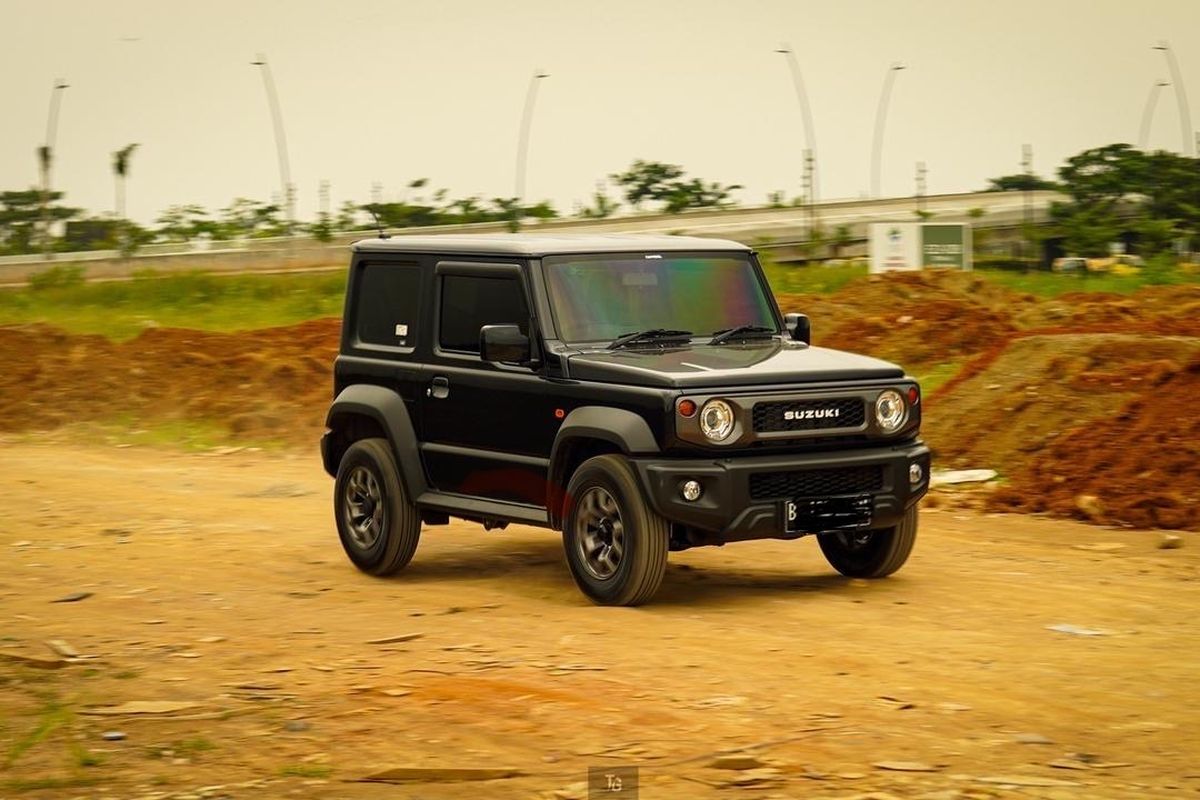 suzuki jimny, timo, Dias Cakra, Mobil Kecil Tangguh, Curhat Konsumen Suzuki Jimny: Biaya Perawatan hingga Harga Jual