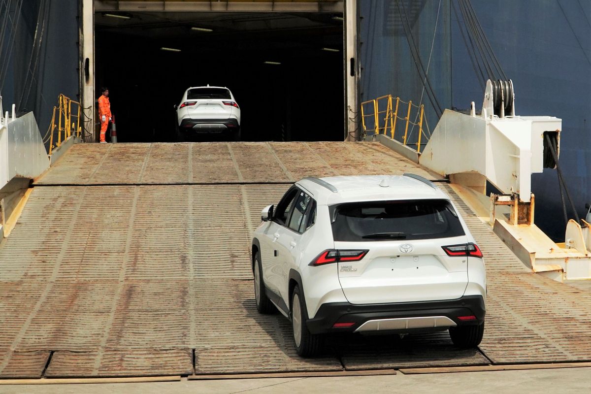 Daihatsu, ekspor mobil, toyota, Juli 2025, Ekspor Mobil Indonesia Juli 2025 Naik Signifikan