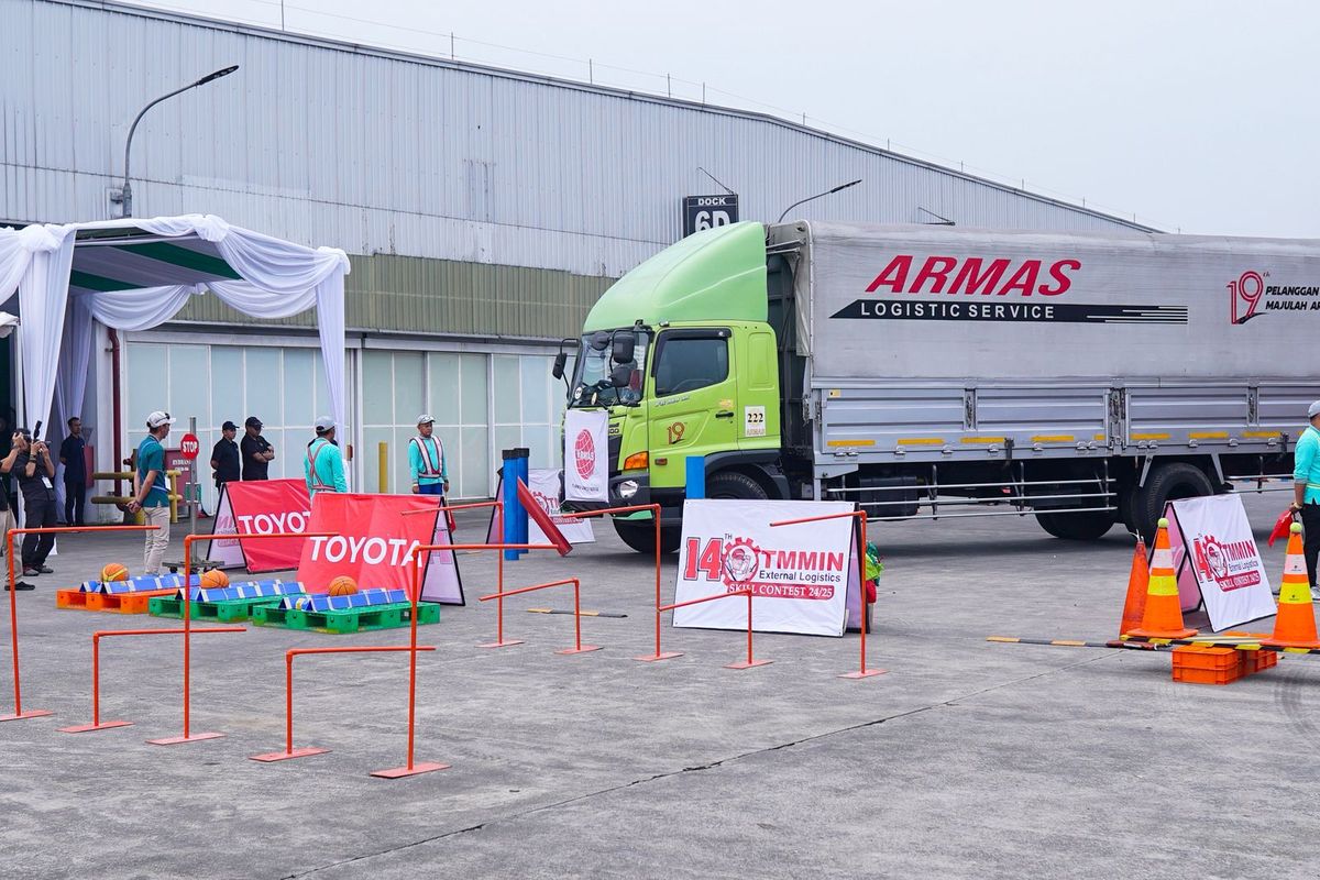 Toyota, TMMIN, logistik, otomotif, Logistik, toyota Indonesia, kendaraan bermotor, Tingkatkan Logistik Nasional, Toyota Gelar Logistic Skill Contest 2025