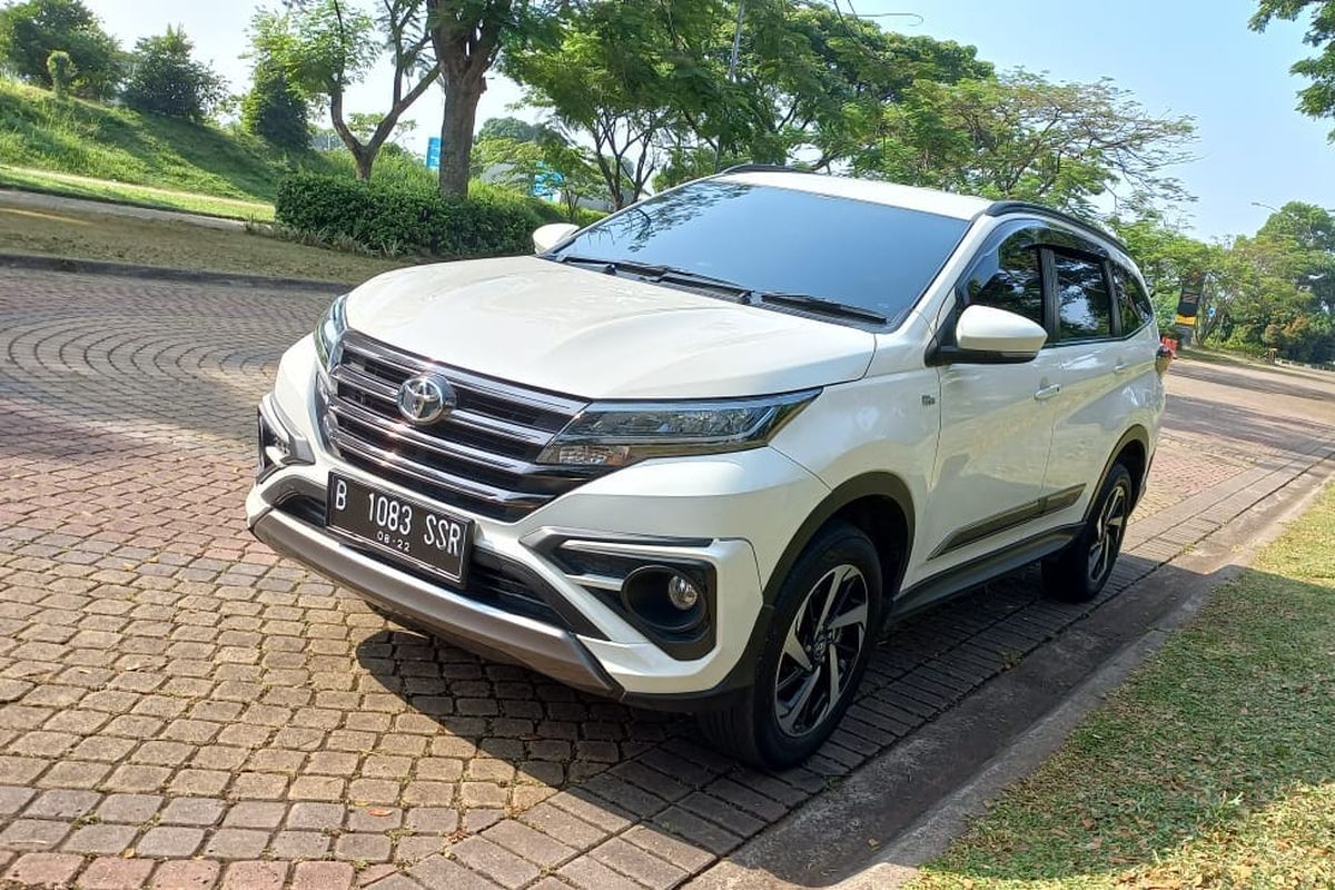 mobil bekas, kredit mobil, skema cicilan, kredit mobil bekas, LSUV bekas, skema cicilan lsuv bekas, Skema Cicilan LSUV Bekas: Toyota Rush mulai Rp 2 Jutaan per Bulan