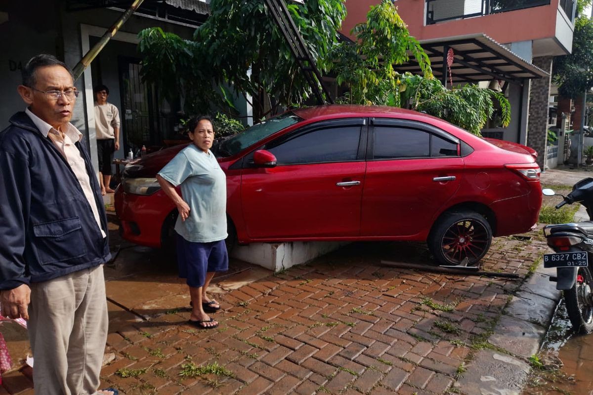 mobil bekas, mobil bekas banjir, pengecekan mobil bekas, mobil terendam banjir, Inspektor mobil bekas, cek mobil bekas banjir, mobil bekas banjir apakah aman, kelemahan mobil bekas banjir, Waspada, Mobil Bekas Banjir Bakal Ramai di Pasar