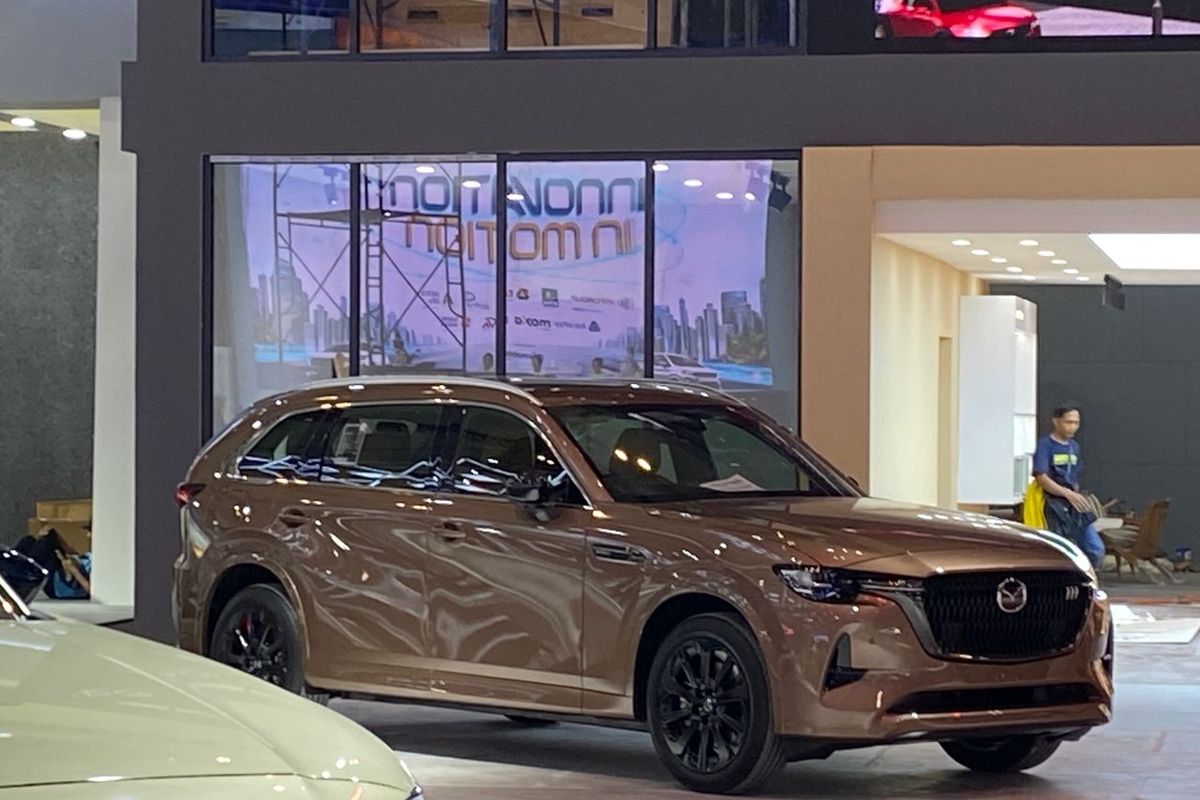 Mazda CX-70 Hybrid, SUV premium, suv premium, teknologi hybrid, GIIAS 2025, Mazda Hadirkan CX-70 Hybrid di GIIAS 2025
