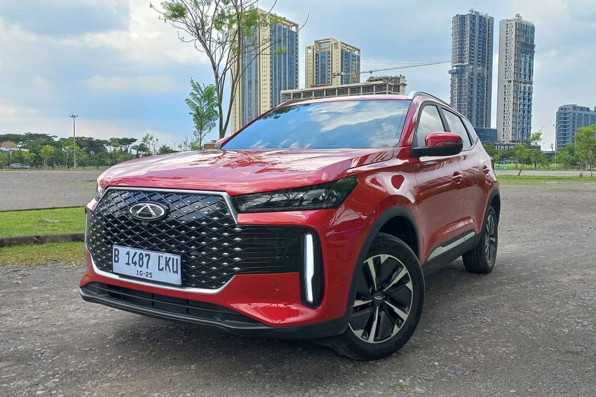 desain futuristik, SUV modern, Chery Tiggo Cross CSH, Kombinasi Gaya dan Fungsi, Chery Tiggo Cross CSH: SUV Modern yang Memikat