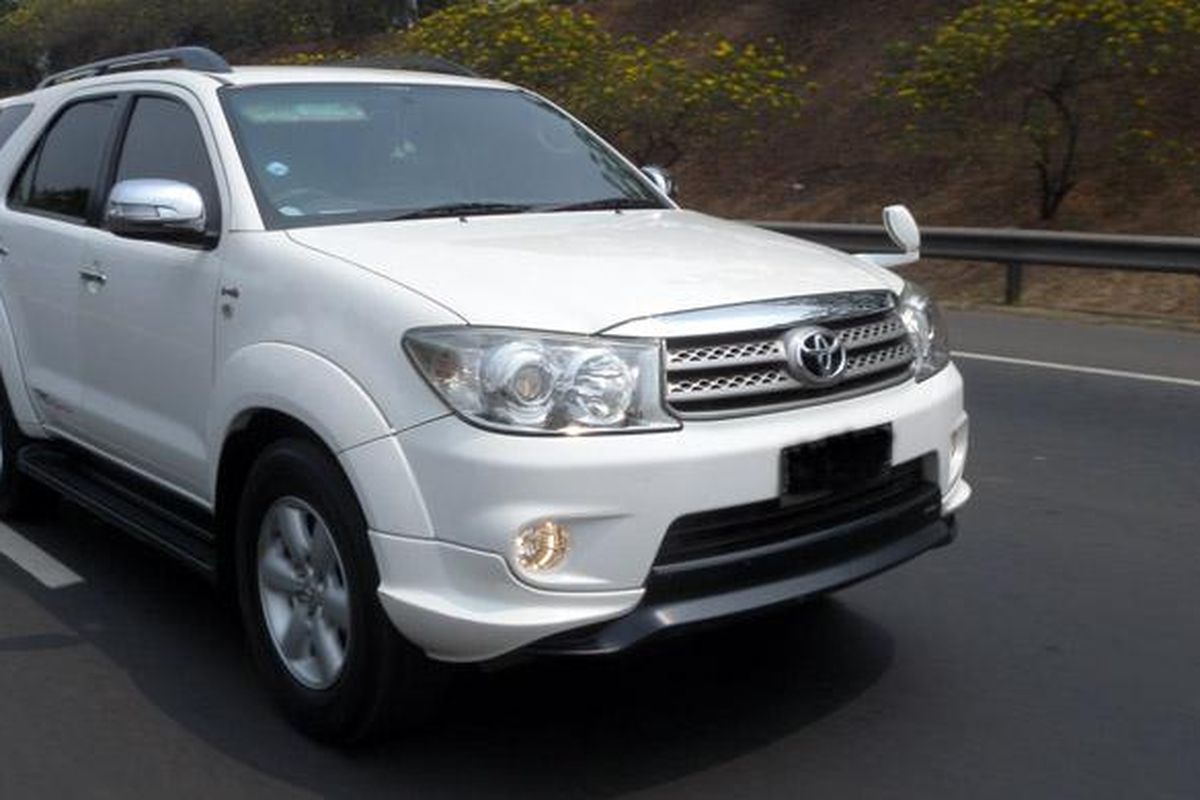 mobil bekas, Toyota fortuner, fortuner bekas, Toyota fortuner bekas, Update Harga Toyota Fortuner Bekas, mulai Rp 115 Jutaan