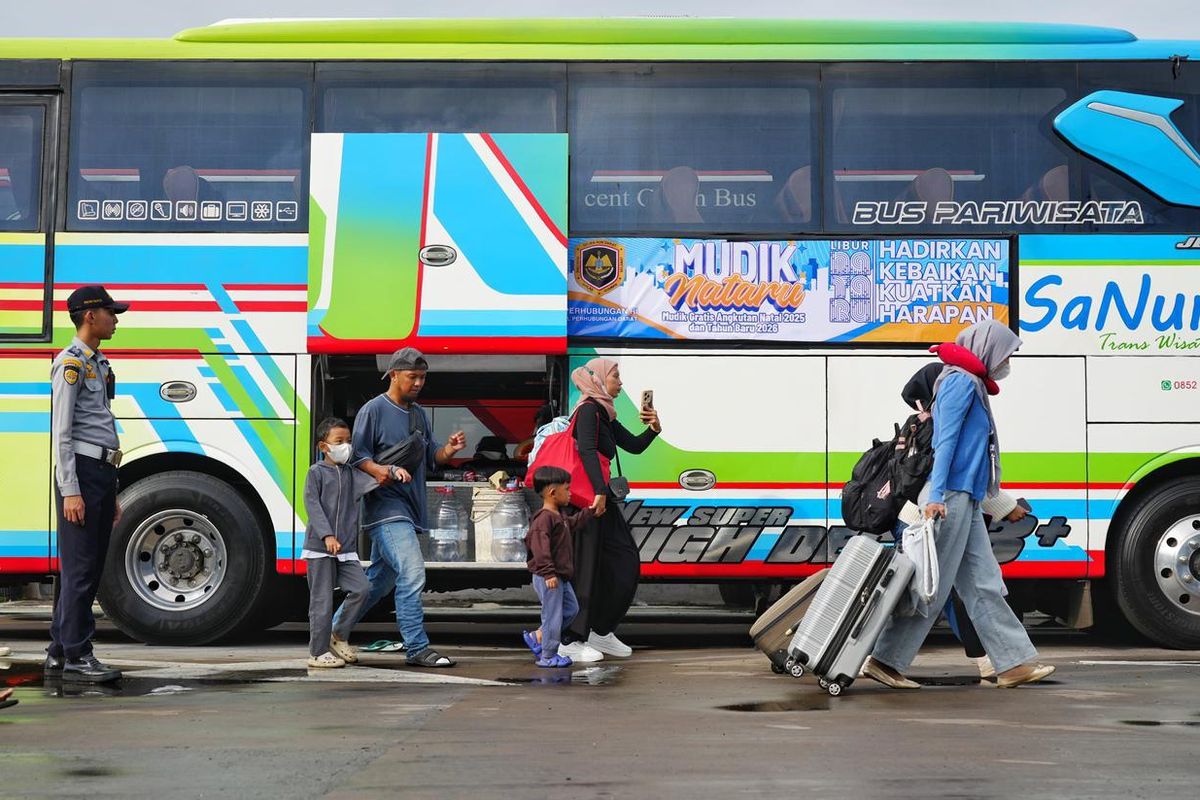 Menhub: 31.433 Bus Siap Layani Angkutan Nataru 2025/2026