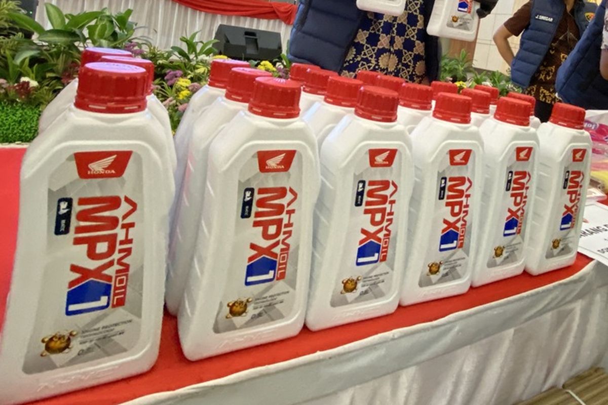 oli palsu, Oli palsu, overhaul, dampak oli palsu, pakai oli palsu, Pakai Oli Palsu Bisa Bikin Kendaraan Turun Mesin