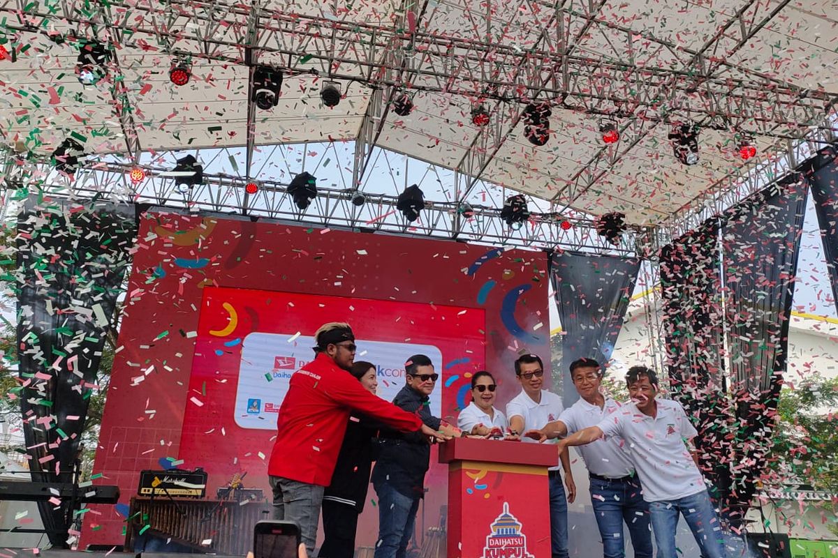 Daihatsu, D'MASIV, Astra Daihatsu Motor, Daihatsu Kumpul Sahabat, Daihatsu Kumpul Sahabat Cirebon, Daihatsu Kumpul Sahabat Cirebon Digelar di Lapangan Arhanud