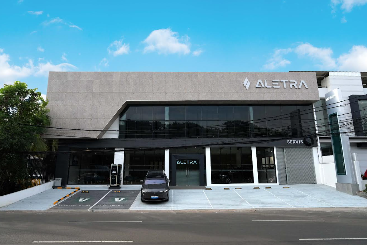 JAKARTA, Aletra, diler, Jakarta, Diler, Puri, Pluit, mobil listrik, puri, Aletra Resmikan Dua Diler di Jakarta Barat dan Utara