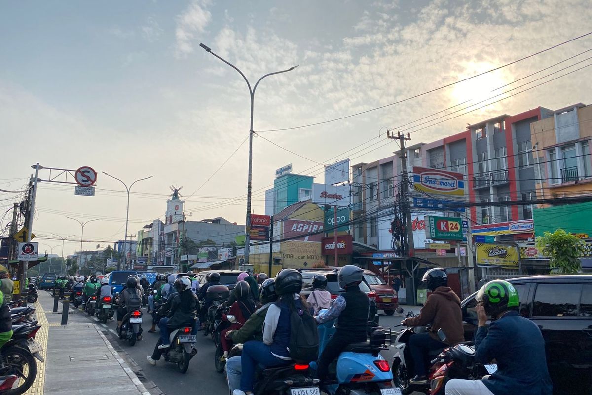 macet, TB Simatupang, Radiator, Perawatan, Radiator Rentan Rusak kalau Kendaraan Sering Terjebak Macet