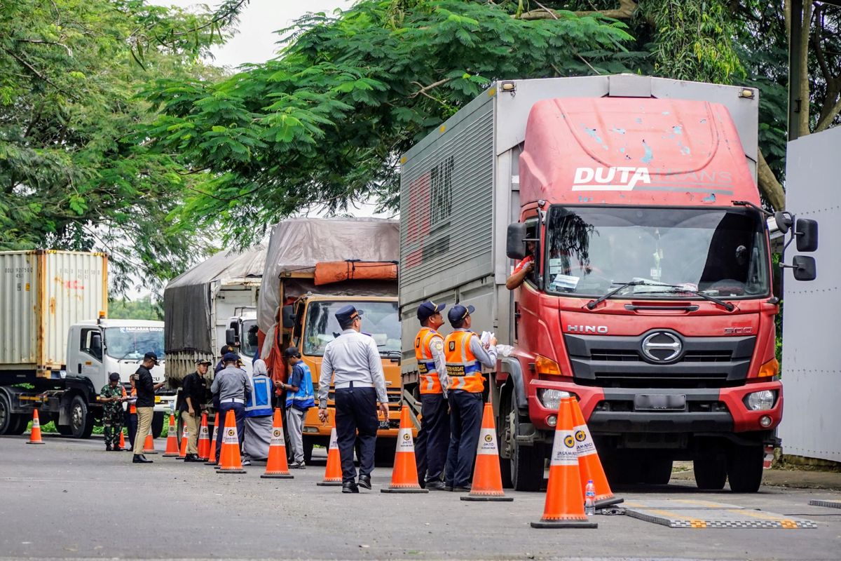 ODOL, truk ODOL, barang, Truk ODOL, over dimension over load, Berantas ODOL, Bisa Dorong Pembaruan Unit Truk
