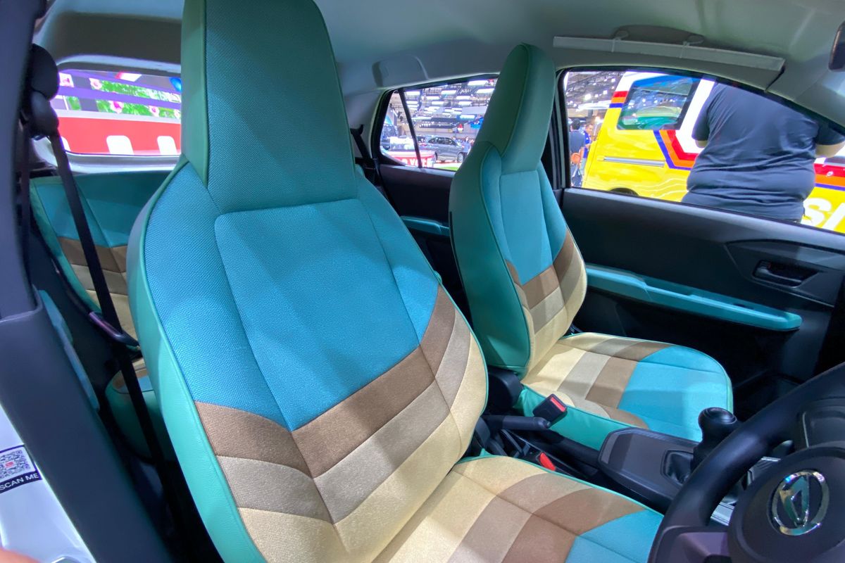 LCGC, Jok Mobil, headrest, biaya Pasang headrest, jok pocong, Jok Pocong Mau Dipasang Headrest, Siapkan Dana Segini