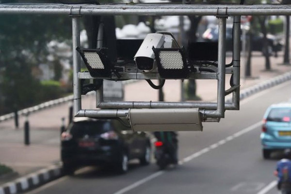 tilang, ETLE, Polda Metro Jaya, Tilang, Tilang Elektronik, tilang elektronik, etle, idul adha, korlantas polri, libur panjang, Hati-Hati Penipuan Tilang Elektronik saat Libur Idul Adha 2025