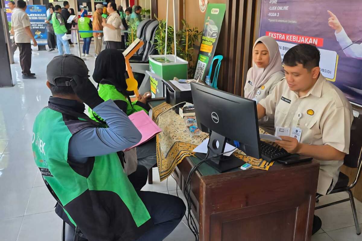 pajak kendaraan bermotor, pemutihan pajak kendaraan, Pajak Kendaraan Bermotor, Pemutihan pajak kendaraan bermotor, pemutihan pajak kendaraan bermotor jawa timur, Pemutihan Pajak Kendaraan di Jatim Masih Ada, Cek Ketentuannya