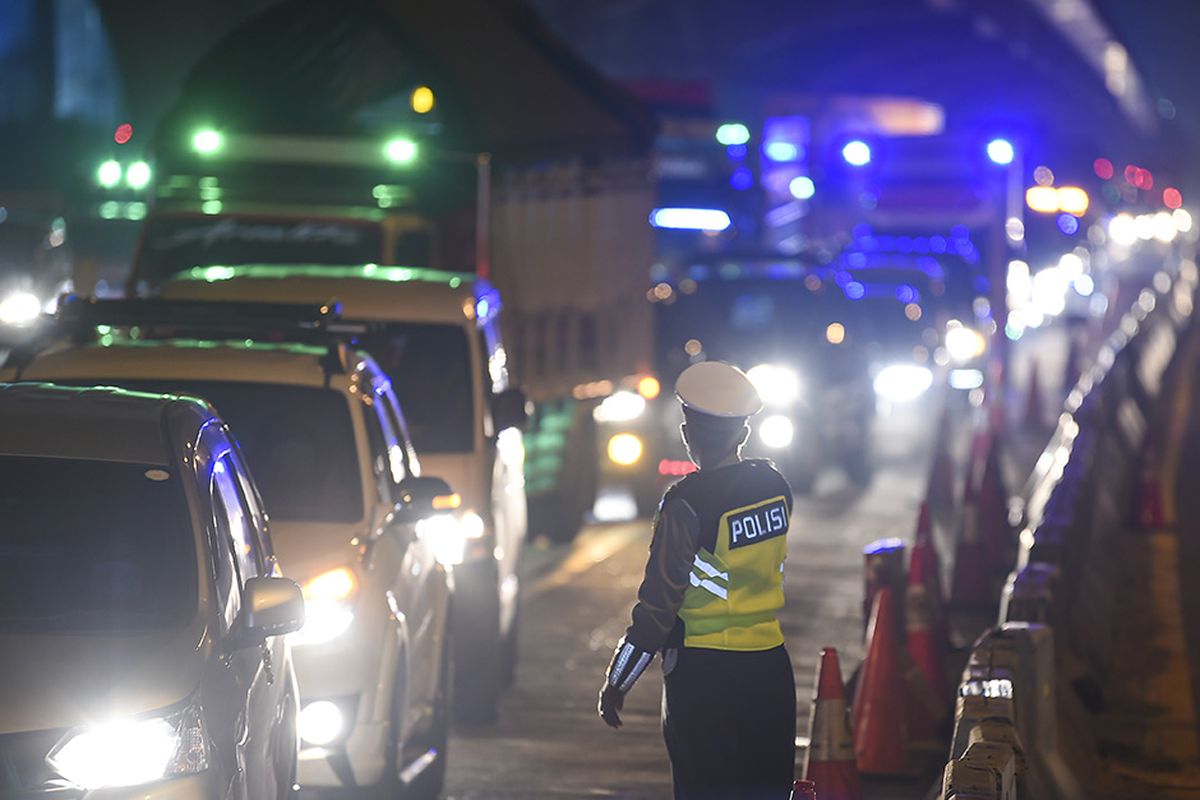 tips mudik aman, mudik malam hari, perjalanan mudik malam hari, Plus Minus Berangkat Mudik Pakai Mobil Pribadi di Malam Hari