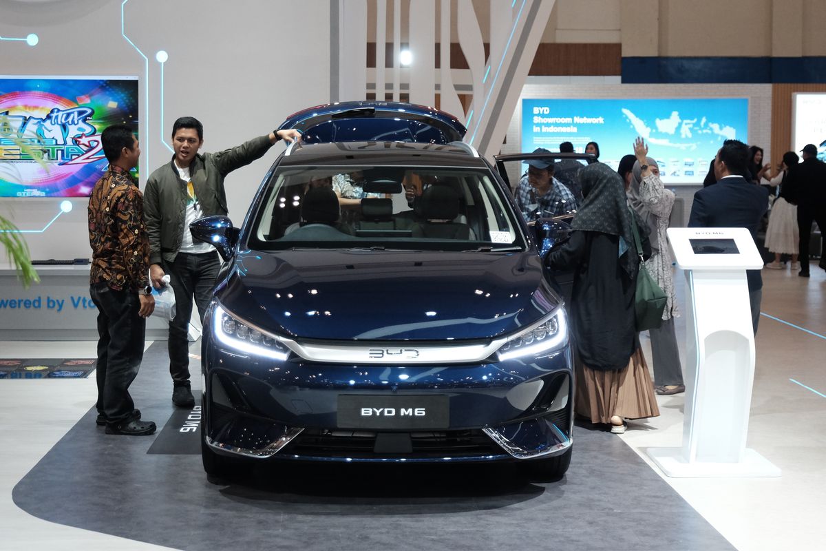 BPH Migas, kendaraan listrik, Lebaran 2025, SPKLU, Kendaraan listrik, Statistik Kendaraan Listrik Naik 460% Selama Mudik 2025