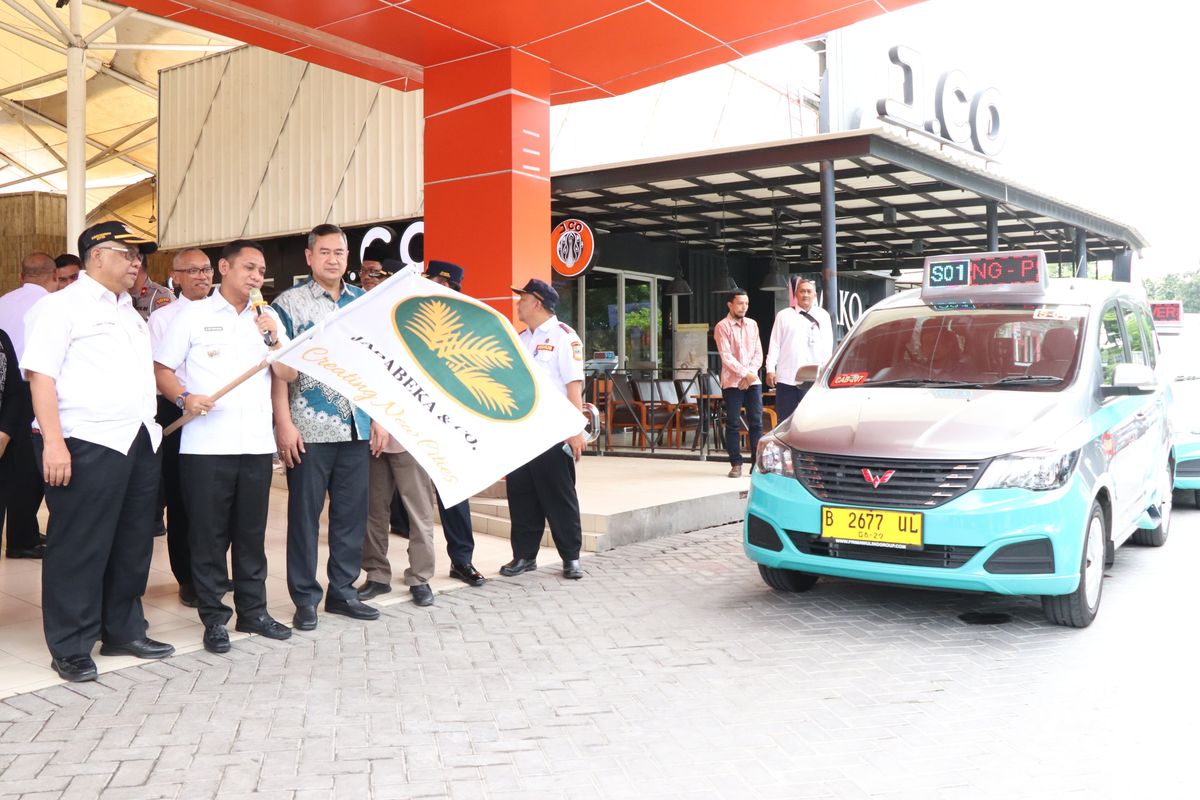 Daihatsu Xenia, MotoGP Jerman 2025, Angkot AC, angkot AC, Beli Mobil, Tempat Parkir, daihatsu xenia, beli mobil, tempat parkir, Fiat Chrysler Automobiles (FCA), Populer Otomotif, artikel terpopuler, Angkot AC di Bekasi dan Sulit Beli Mobil di Jepang
