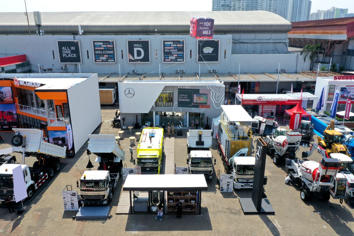 pameran otomotif, Mercedes-Benz, karoseri, Truk mercedes benz, Daimler, IEE Series 2025, Empat Truk Mercedes-Benz dengan Konsep Beda di IEE Series 2025