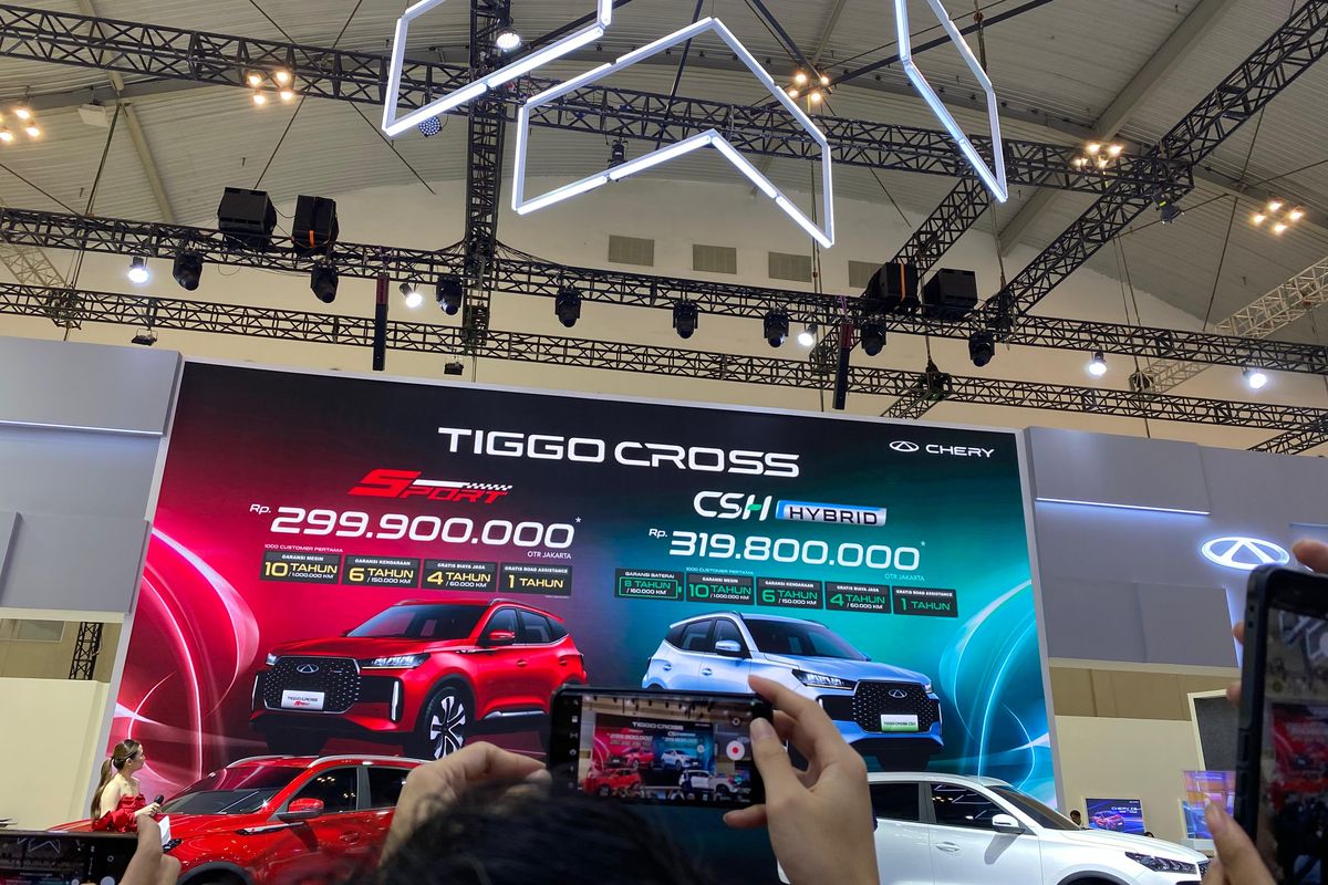 Chery, GIIAS, Chery Tiggo Cross CSH Hybrid, GIIAS 2025, harga Tiggo Cross CSH Hybrid, Chery Resmi Meluncurkan Tiggo Cross CSH Hybrid di GIIAS 2025, Dibanderol Rp 319,8 Juta