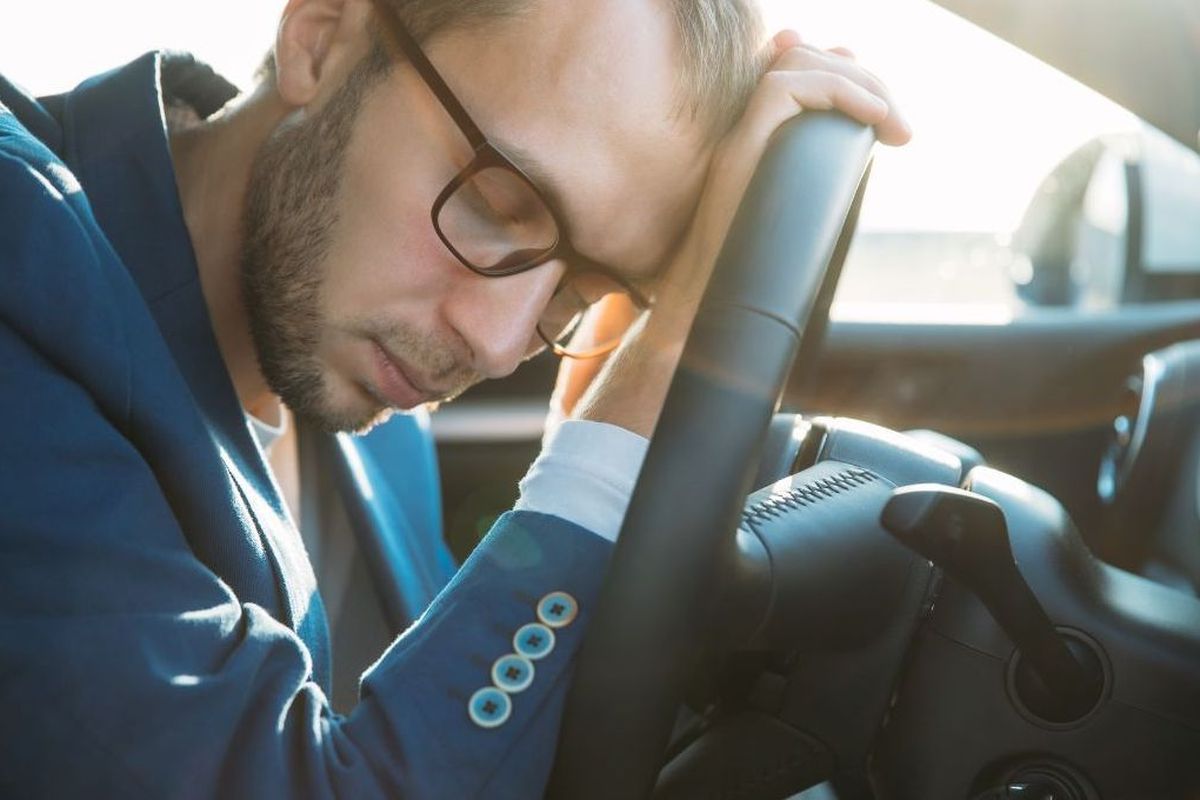 tidur di dalam mobil, AC menyala, ac menyala, ac mobil, bahaya tidur di mobil dengan ac menyala, Bolehkah Tidur di Mobil dengan AC Menyala?