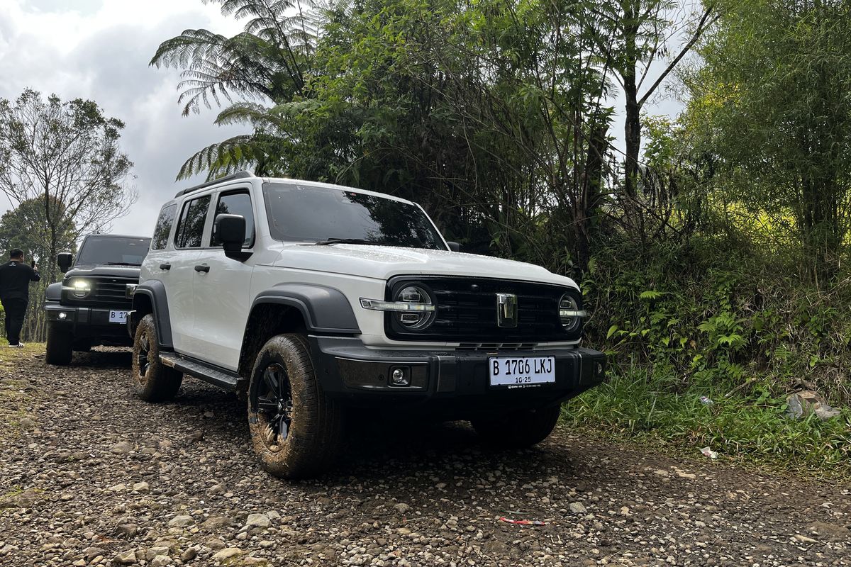 mobil baru, mobil, Off Road, tanjakan, turunan, Mobil Off Road, Beda Transmisi 2H, 4H dan 4L di Mobil 4X4