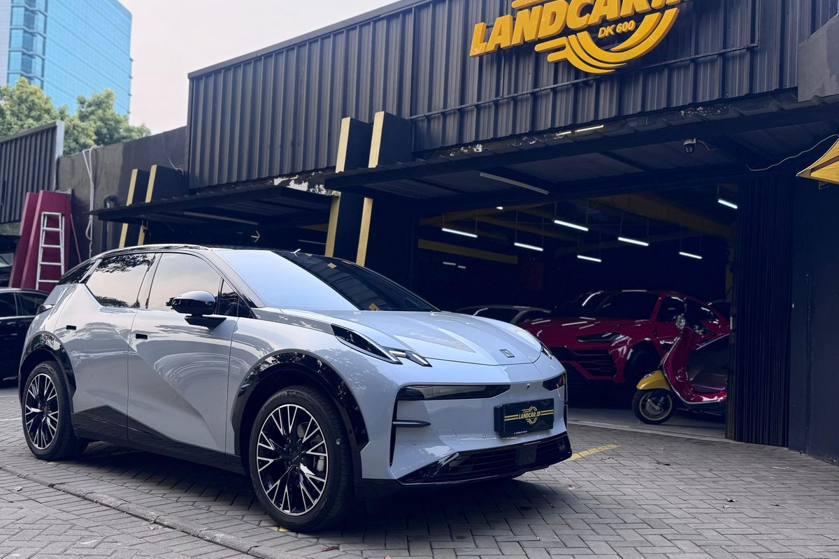 Zeekr X Dijual di Showroom Mobil Bekas